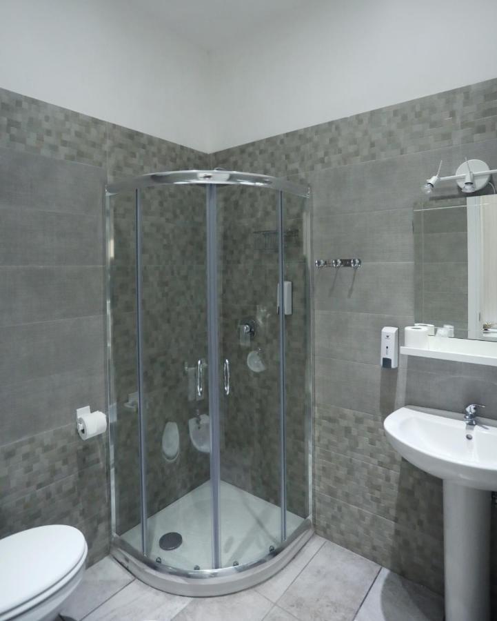 Bed and Breakfast 2 Passi A Napoli Exterior foto