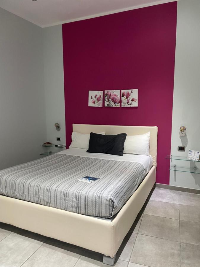 Bed and Breakfast 2 Passi A Napoli Exterior foto