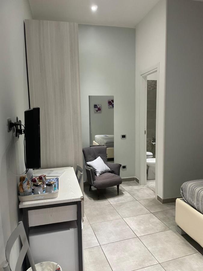 Bed and Breakfast 2 Passi A Napoli Exterior foto